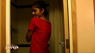hot sexy indian amateur infant divya in shower
