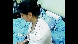Desi Bhabhi Home Alone Chatting Hot sex